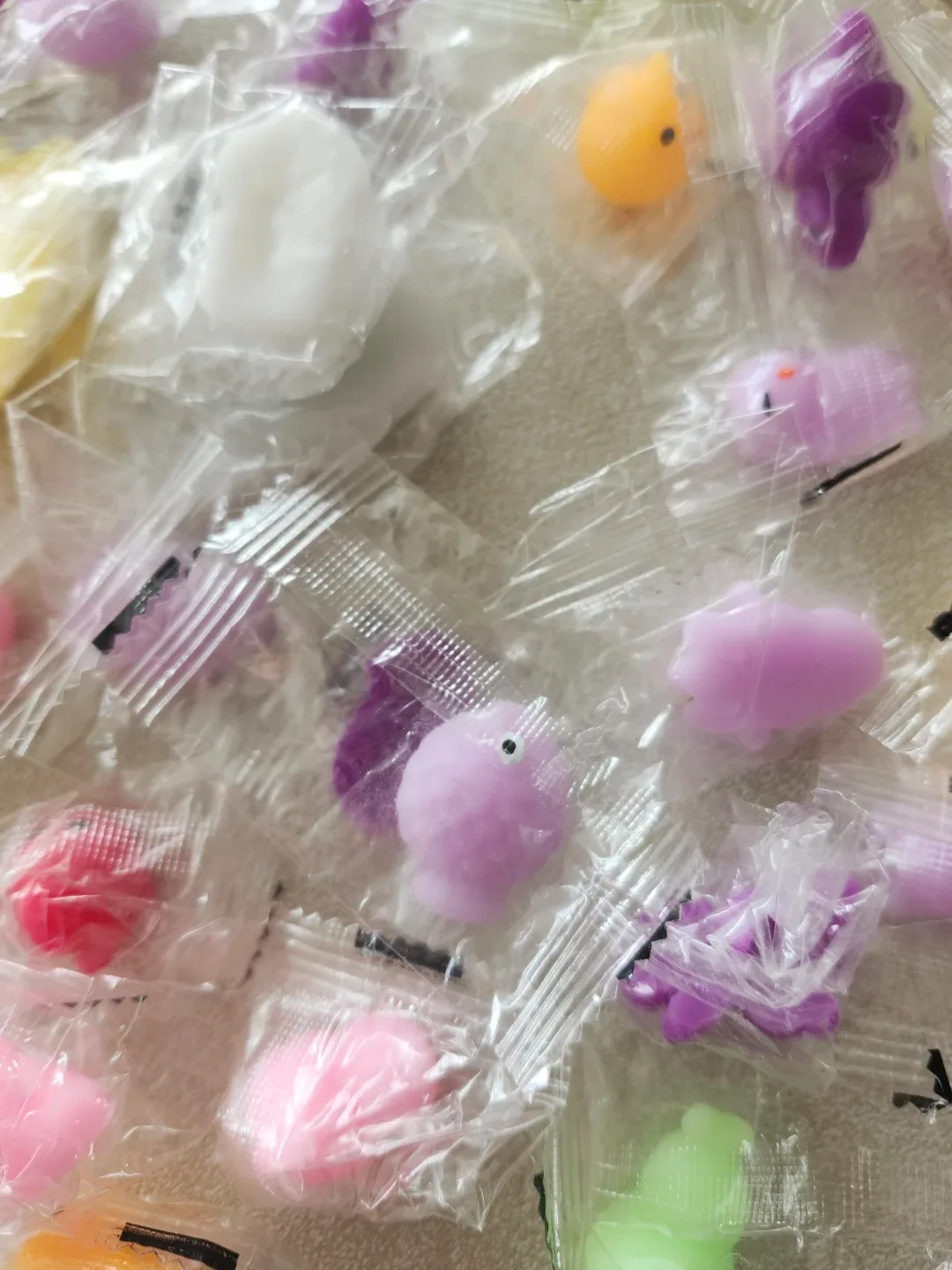 Assorted Mochi Squishies - Cute & Colourful! image indicator(2)