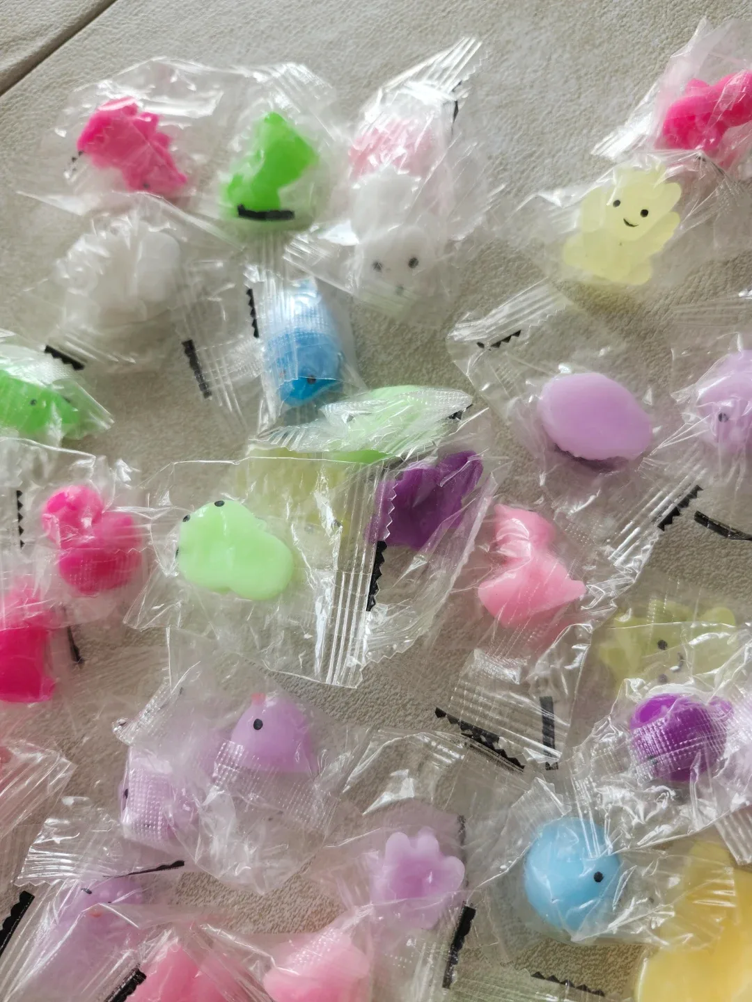Assorted Mochi Squishies - Cute & Colourful! image indicator(3)