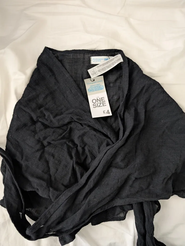 Primark Black One Size Winter Scarf Shawl Cover Up image indicator(2)