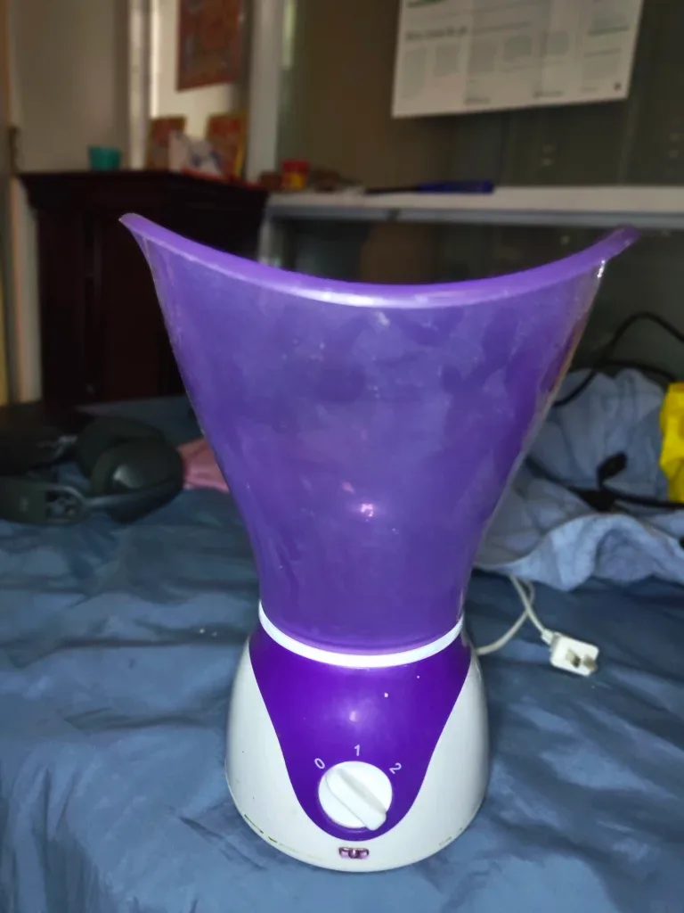 Facial Steamer and vaporizer - Purple & White