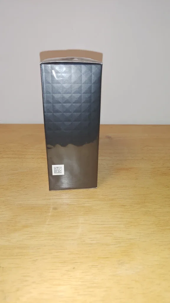 Valentino Uomo Born In Roma Intense 3.4 fl Oz/100 ml image indicator(5)