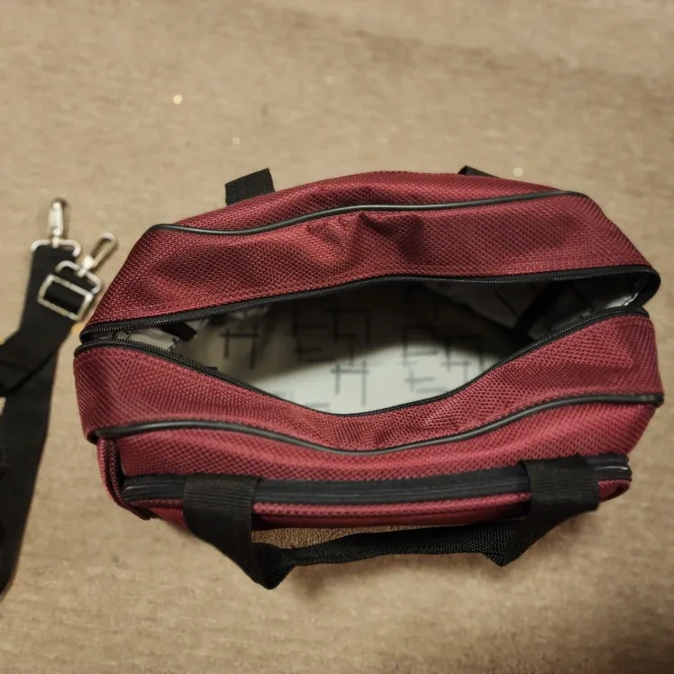 Tracker Carry-on Luggage - Burgundy image indicator(3)