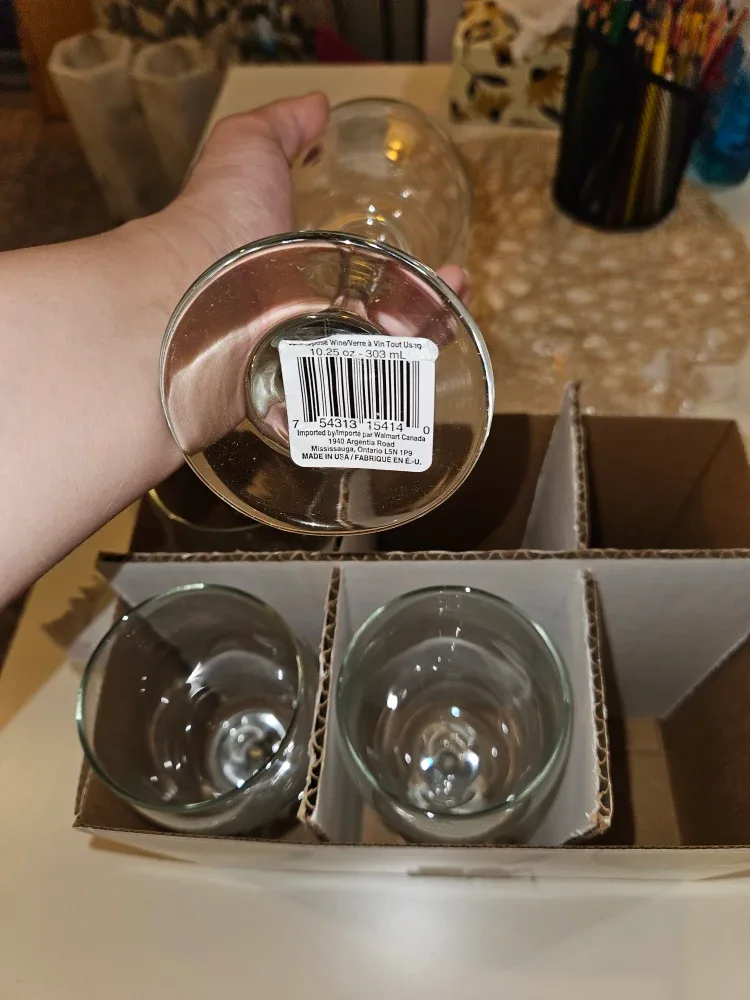 (Moving Sale)Wine Stemmed Glasses - Set of 4 image indicator(4)