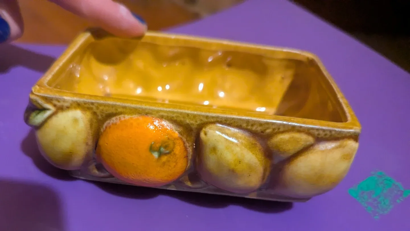 Vintage Japan Fruit Design Ceramic Dish image indicator(2)