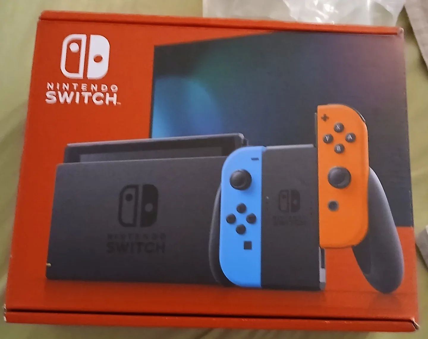 USED ONCE!! Nintendo Switch Console + Grand Theft Auto Trilogy image indicator(4)