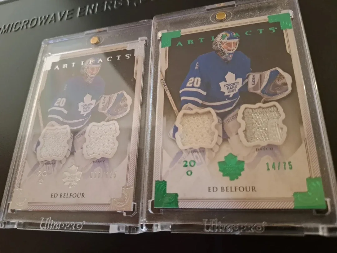 Upper Deck artifacts/Ed Belfour/silver/Emerald game worn cards image indicator(5)
