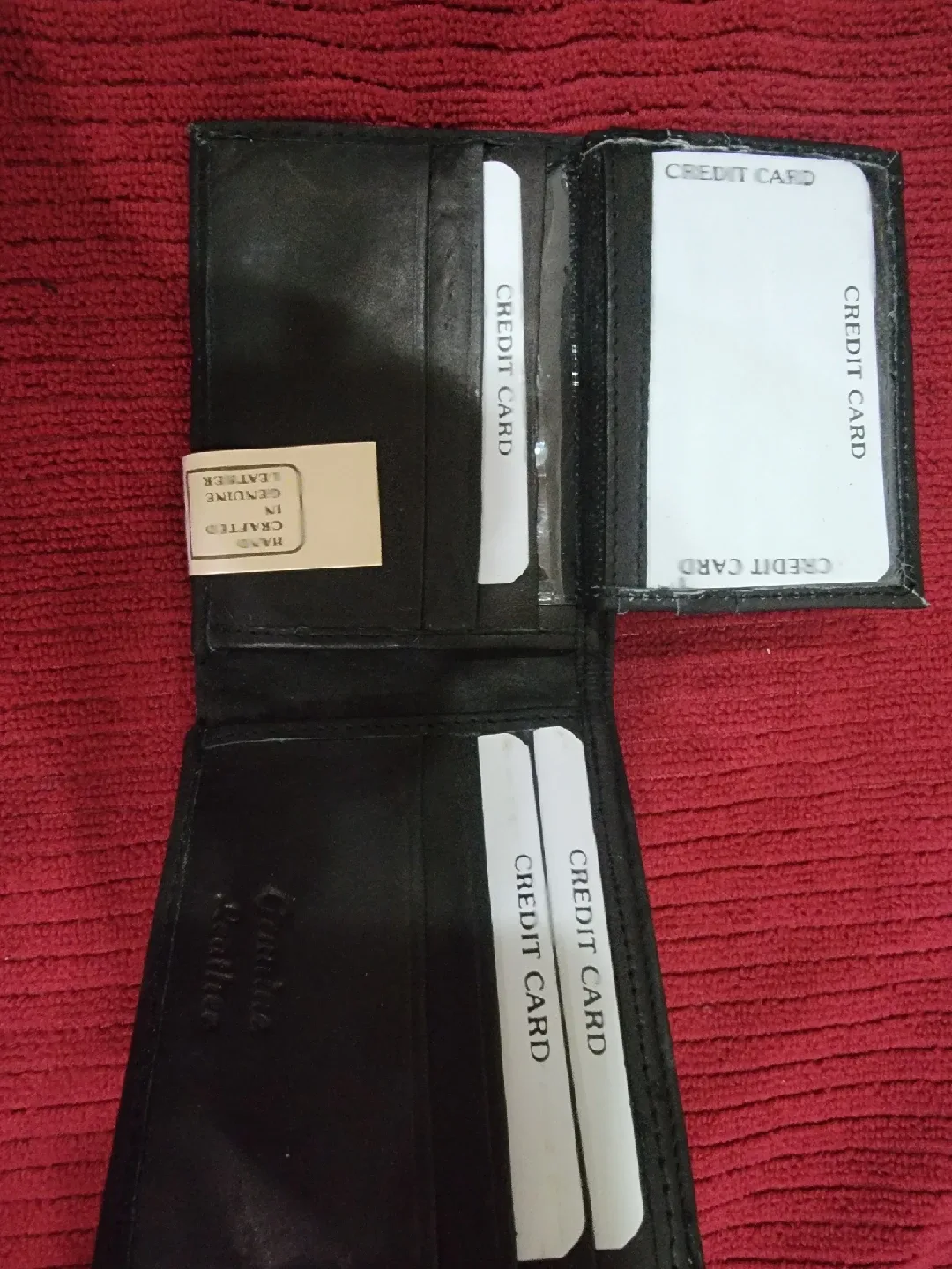 Genuine Leather Bi-Fold Multi-Window Pass Case image indicator(3)