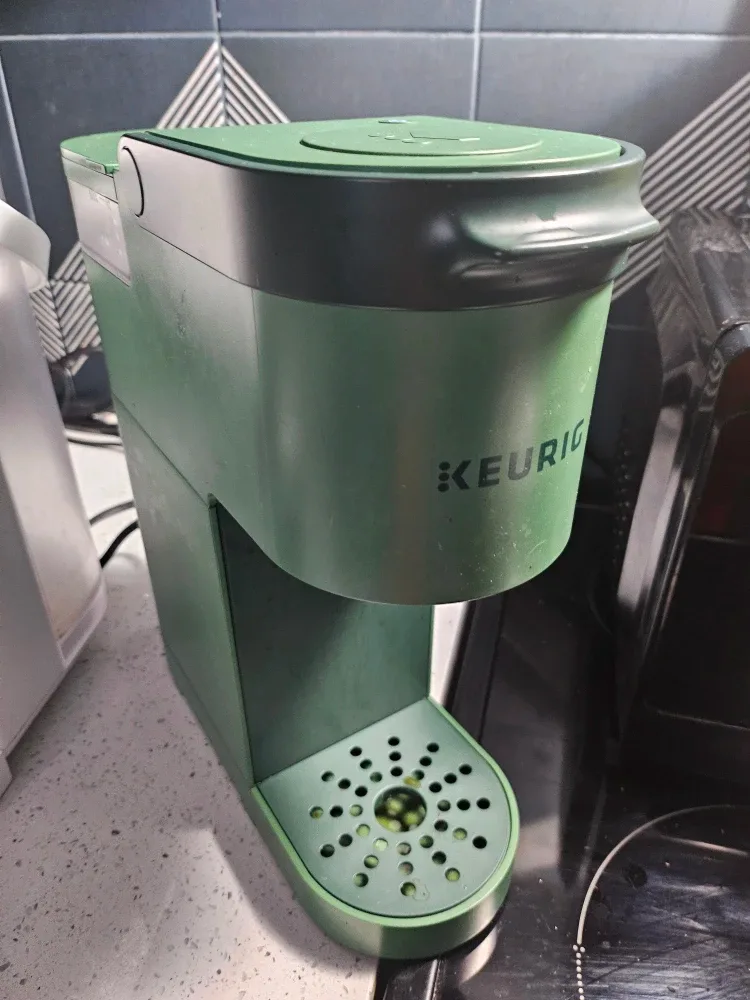 Keurig Single Serve Coffee Maker - Green