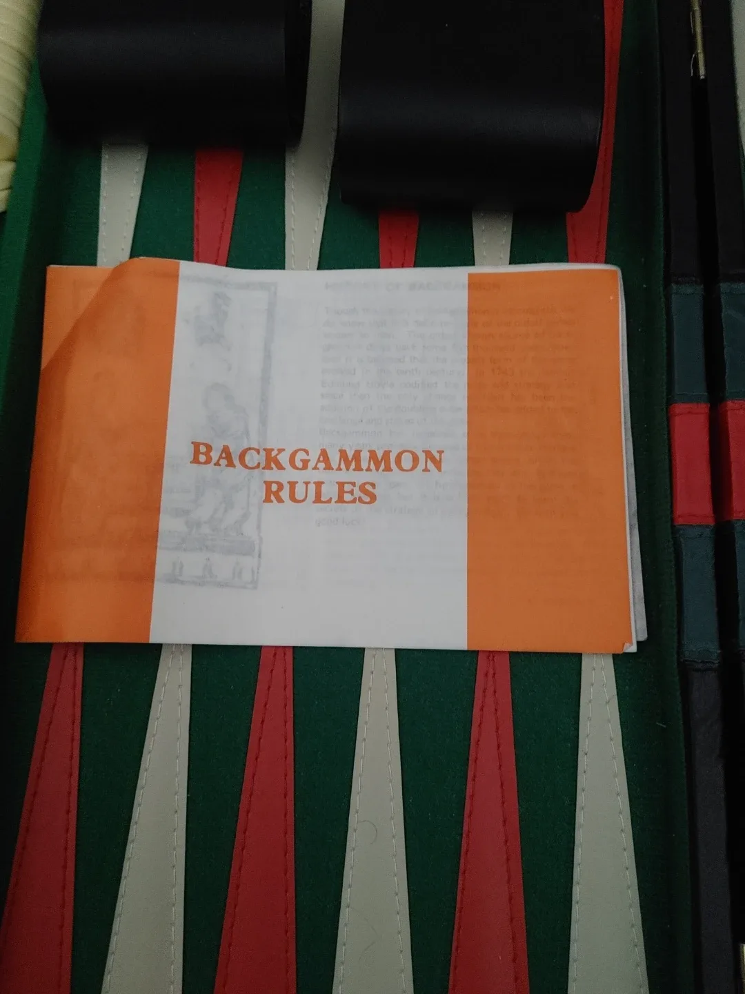 Backgammon Set with Rules 15" × 20" image indicator(2)