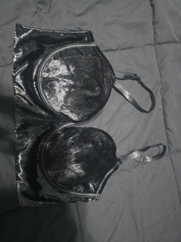 Victoria's Secret Very Sexy Balconet Bra 36C