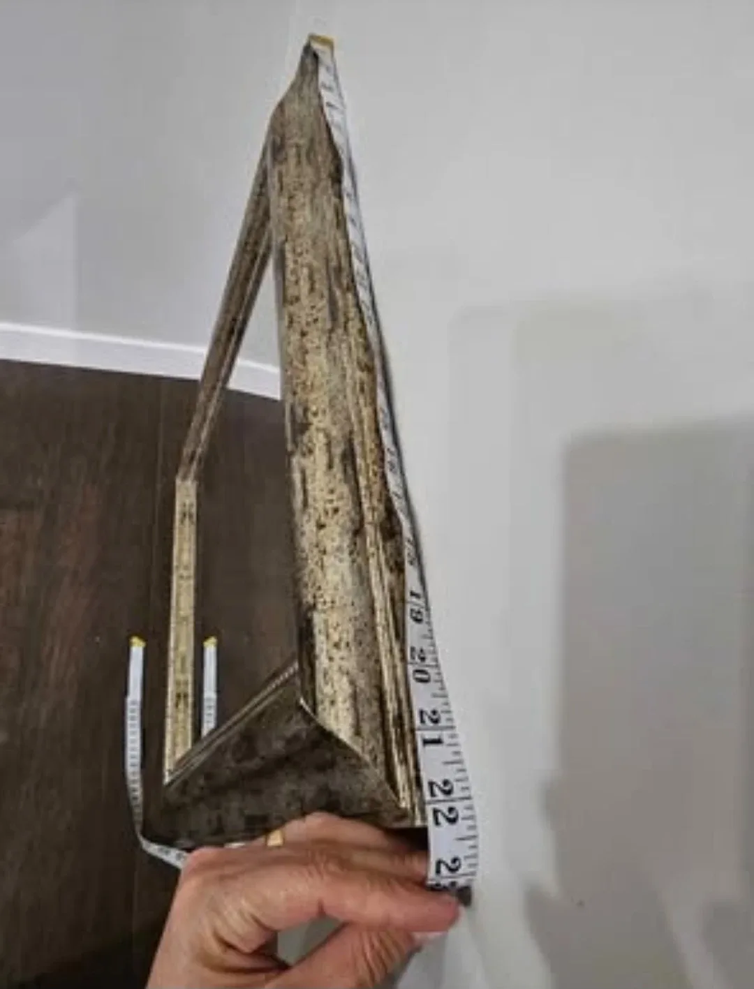 Beautiful mirror size in pictures (like new) image indicator(8)