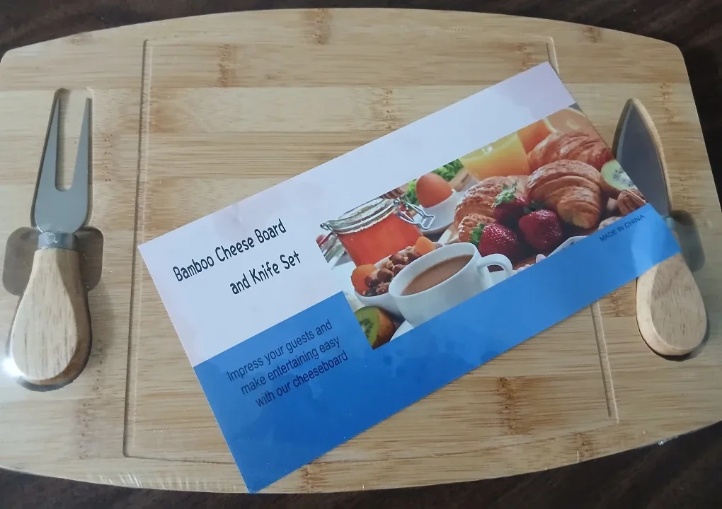 Bamboo Cheese Board and Knife Set