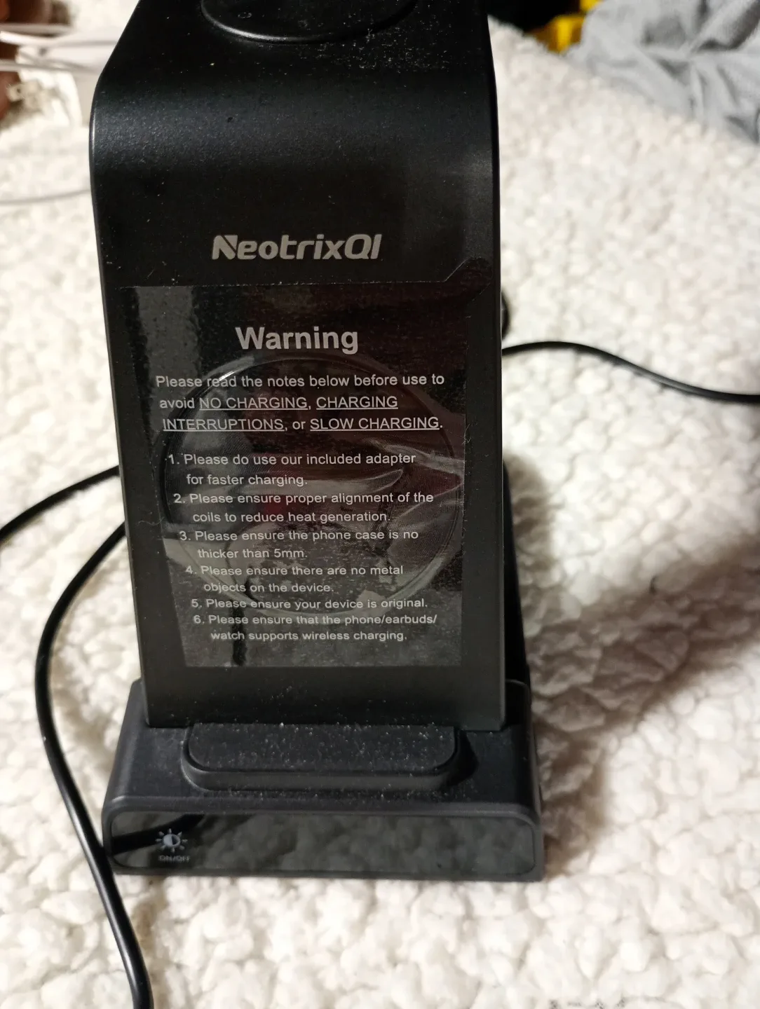 NeotrixQI Wireless Charging Station