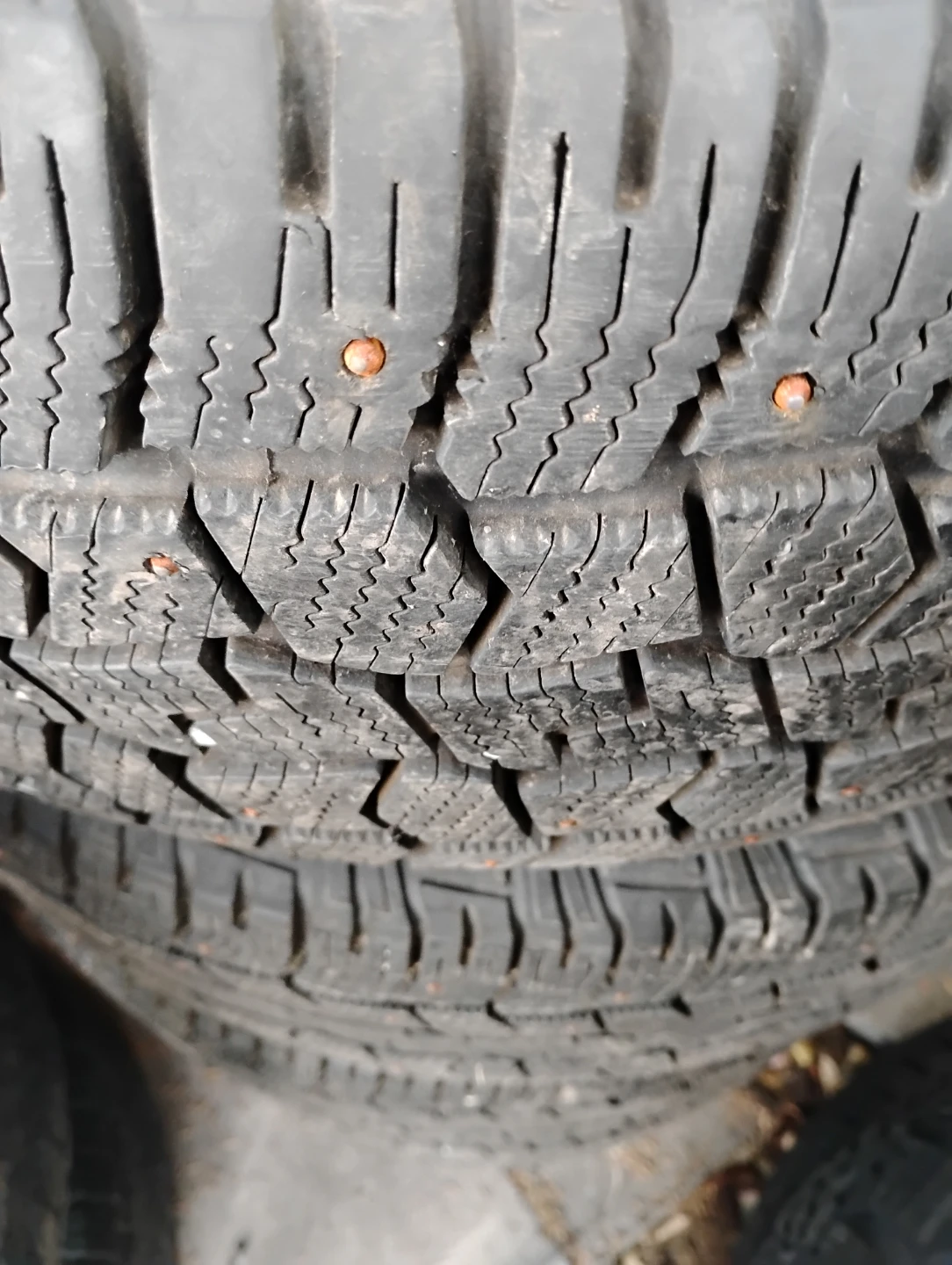 Set of 4 LT275/65R18 Studded Winter Tires - photo 2