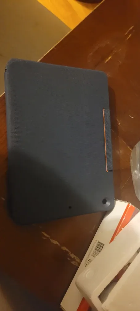 Logi Folio Touch iPad Keyboard Case - Blue image indicator(3)