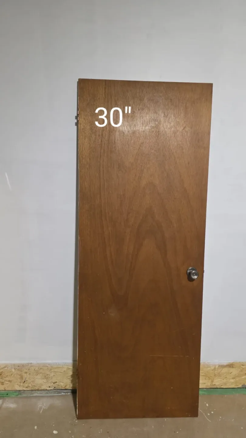 Used Interior Doors - 24, 28, 30, 32 inch image indicator(3)