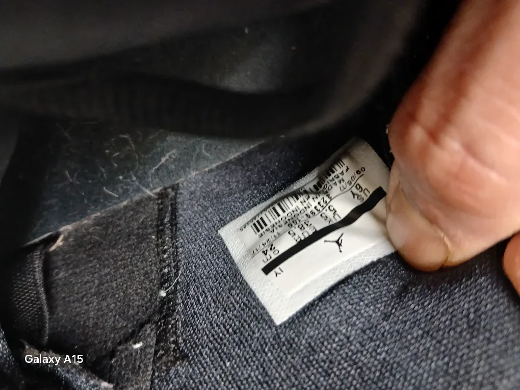 Jordan 6 Rings Youth Size 5.5 Sneakers image indicator(4)