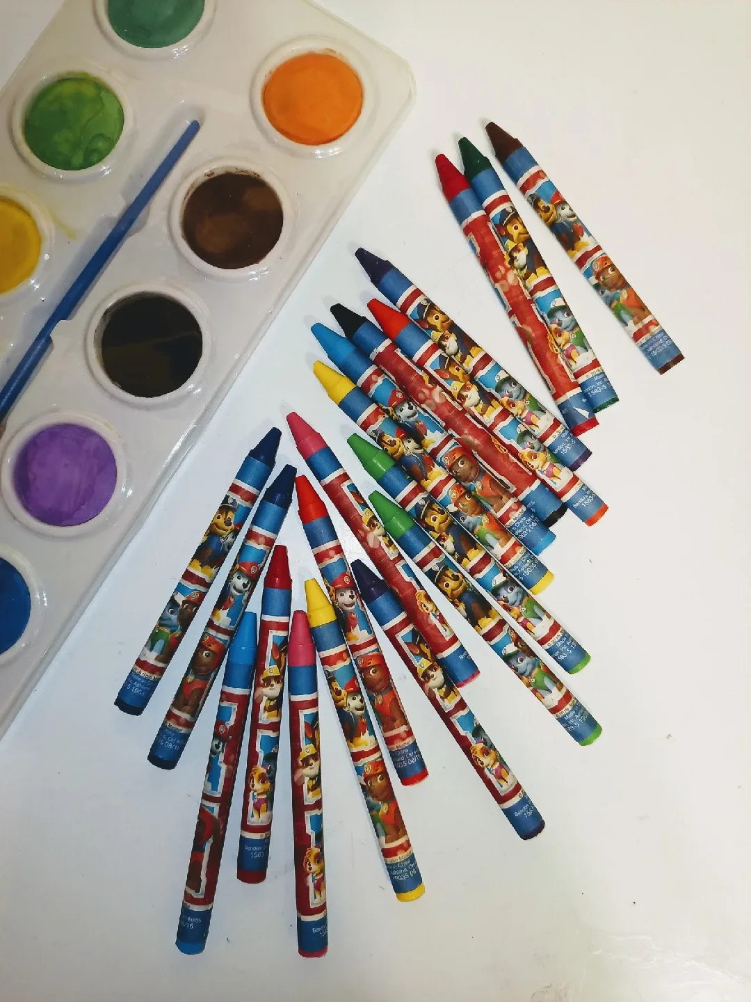 Watercolors&Crayons image indicator(2)