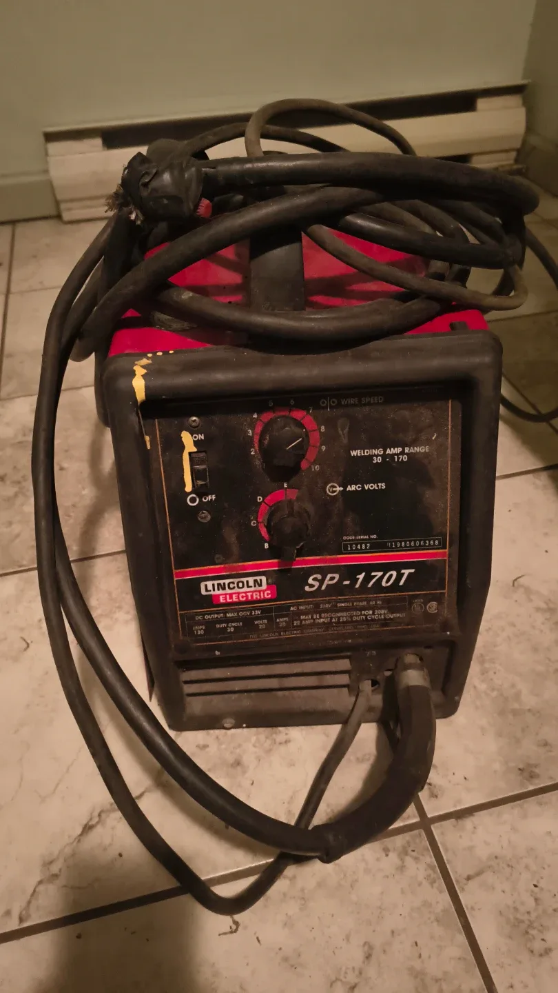 Lincoln Electric SP-170T Welder