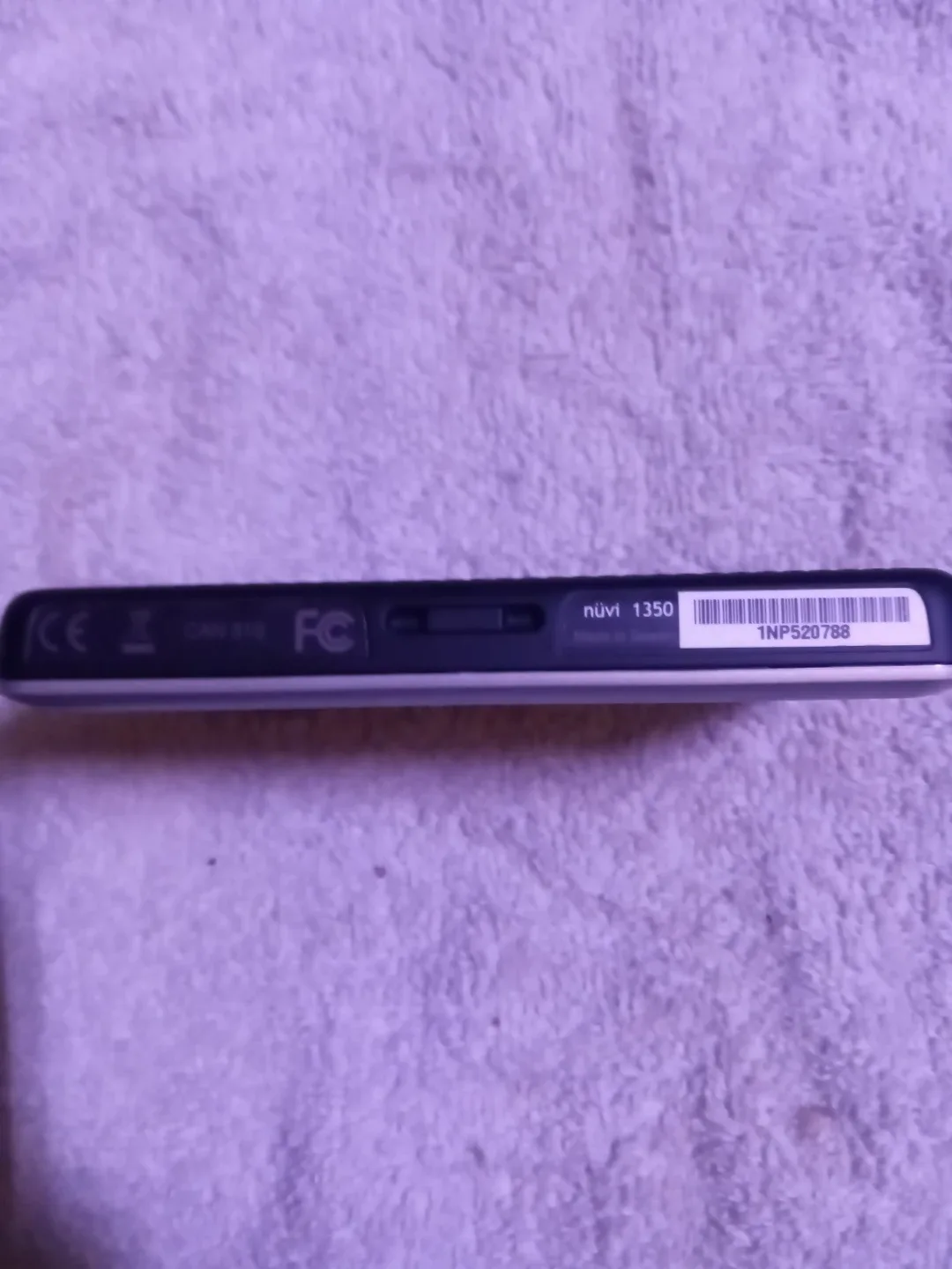 Garmin nüvi 1350 GPS Navigator image indicator(2)