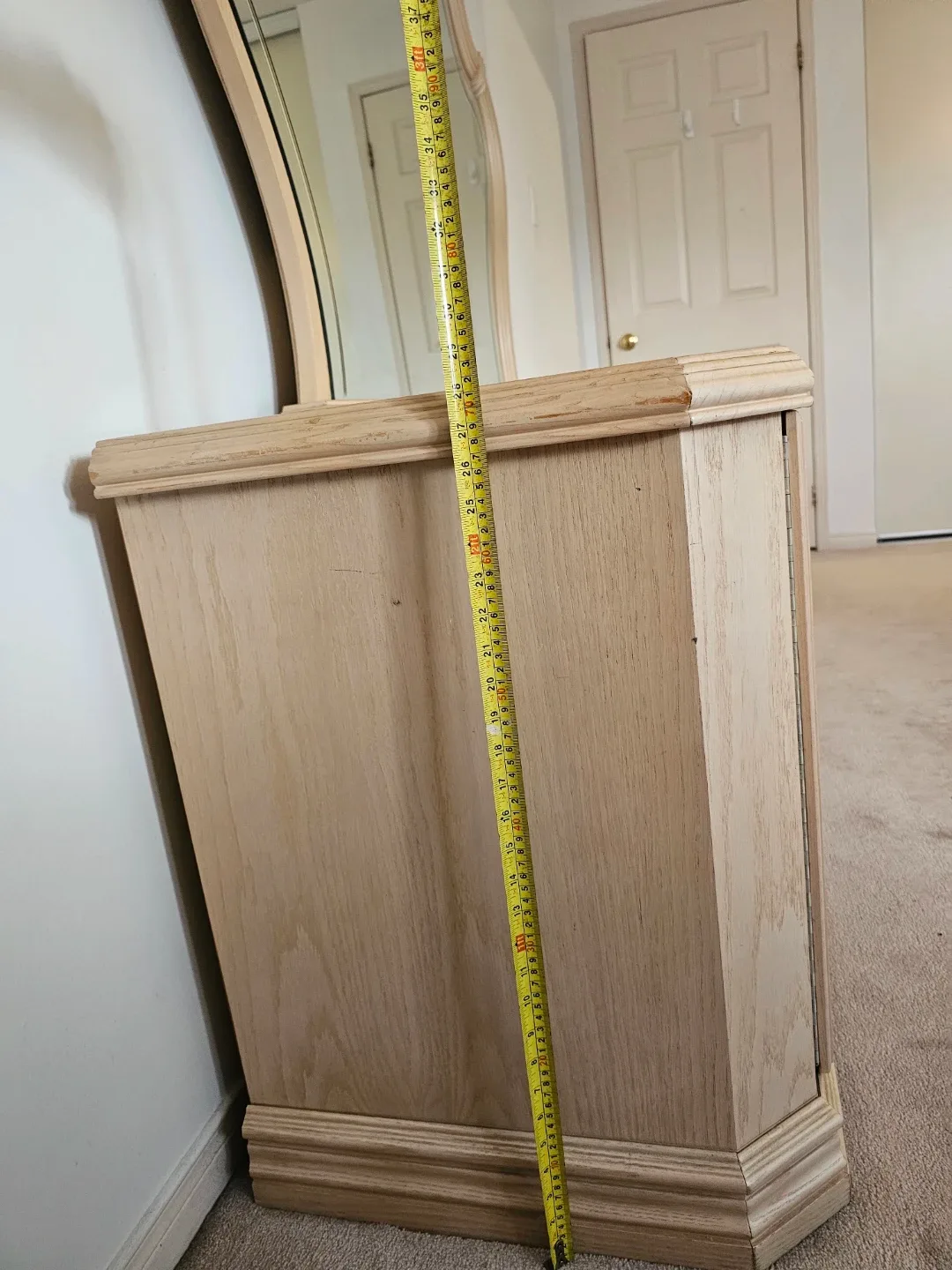 Wooden Bedroom Set - Bed, Dresser, Nightstands image indicator(9)