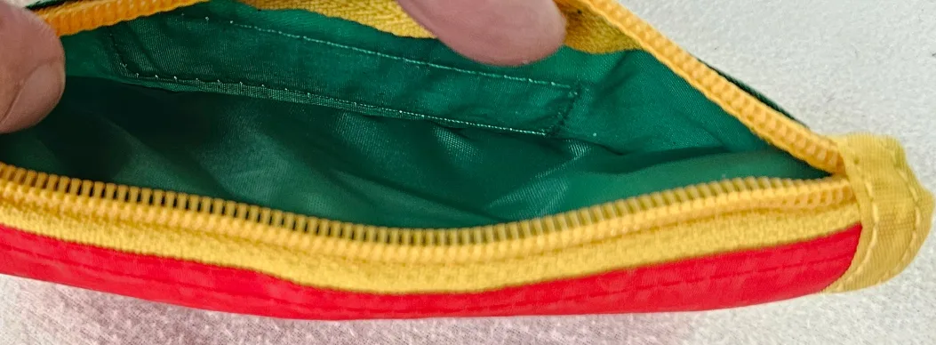 Vintage United Colors Of Benetton Block Wallet  Italy Mint image indicator(10)