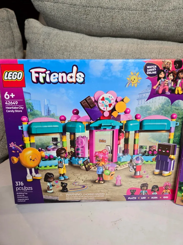 2 brand new lego friends toy lot image indicator(3)
