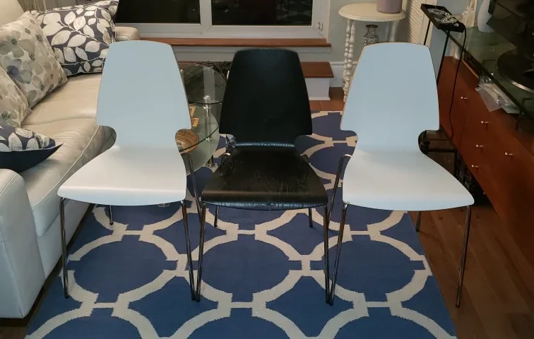 Glass Top Dining Table with 3 Chairs image indicator(3)