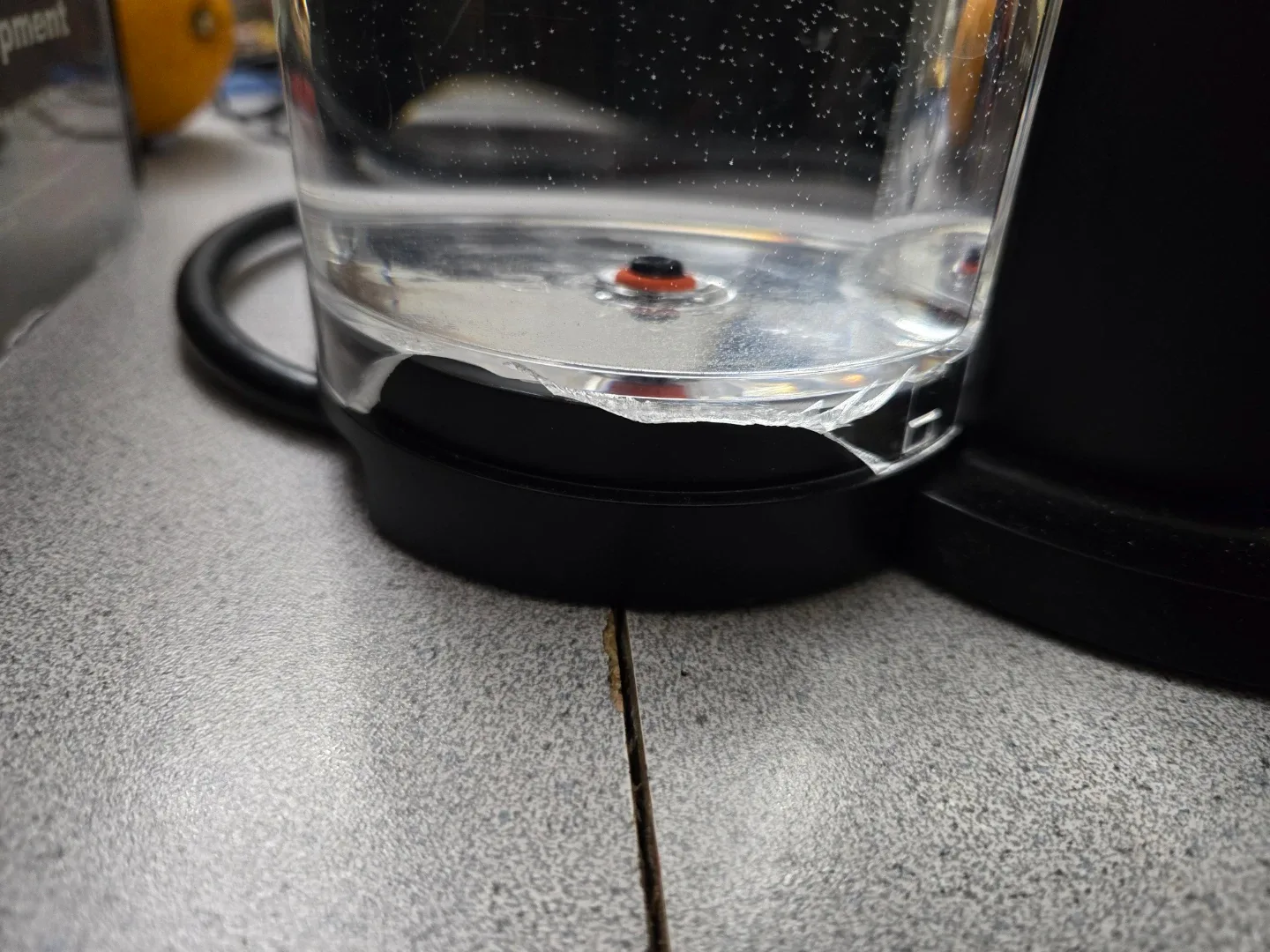 Nespresso Coffee Maker see description image indicator(4)