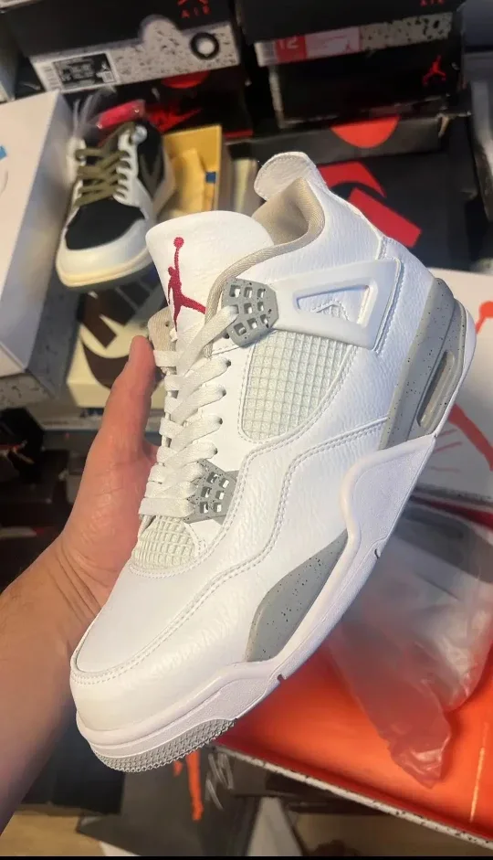 Air Jordan 4 Retro White Oreo image indicator(8)