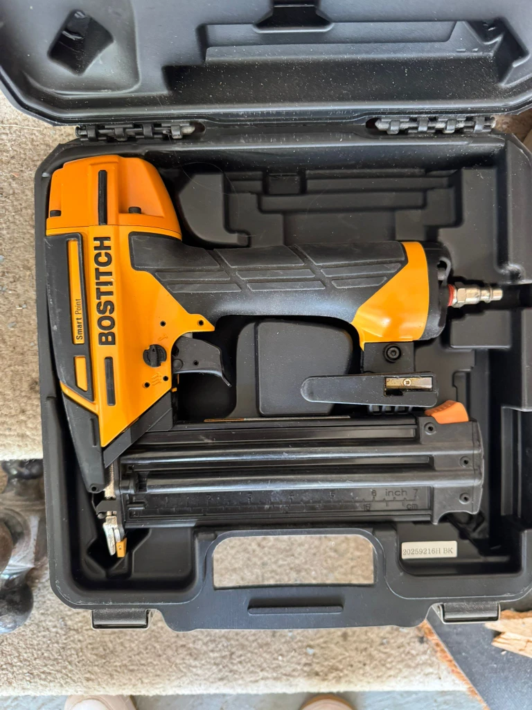 Bostitch  Point Nailer in Case - photo 3