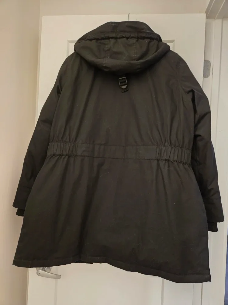 Tundra Canada Black Winter Parka - XL image indicator(7)