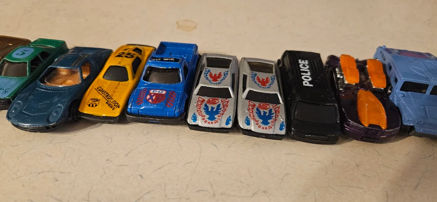 Vintage Hot wheels Car Collection image indicator(3)