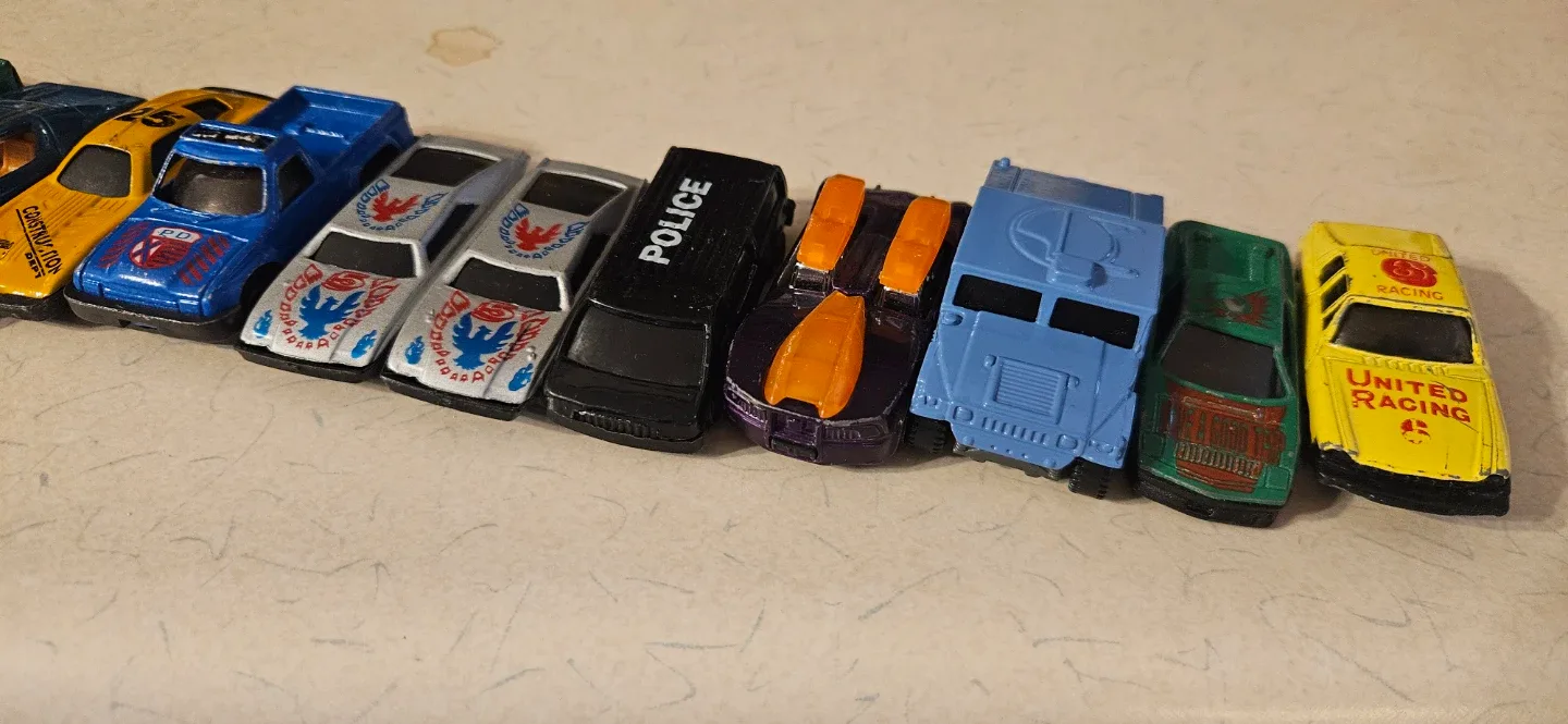 Vintage Hot wheels Car Collection image indicator(4)