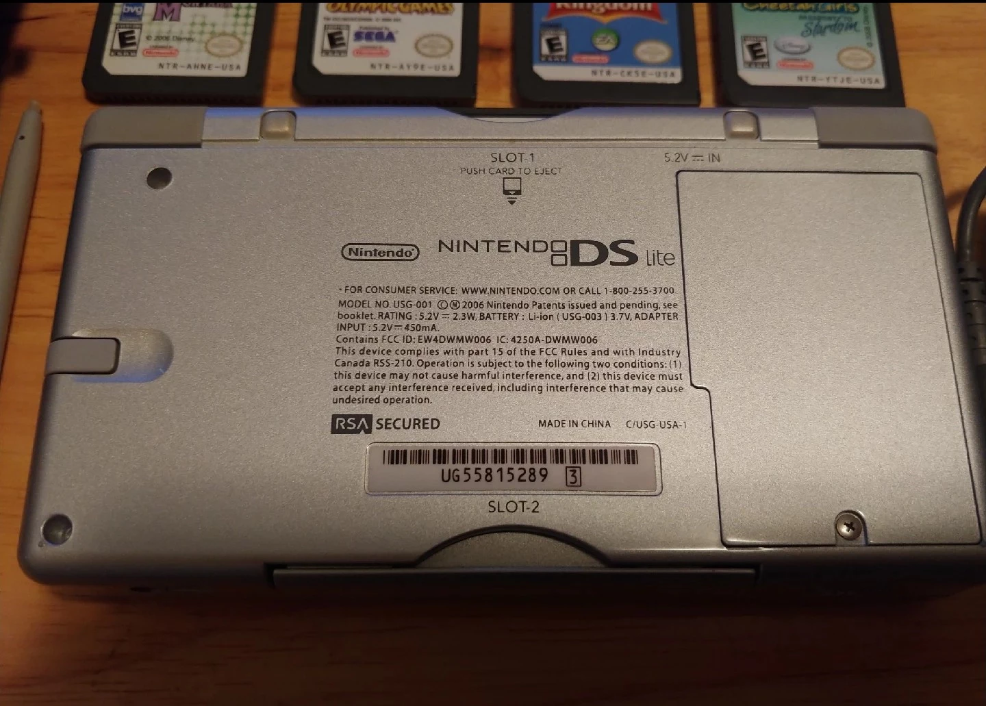 Nintendo DS Lite Silver with Games, Charger & Case - photo 4