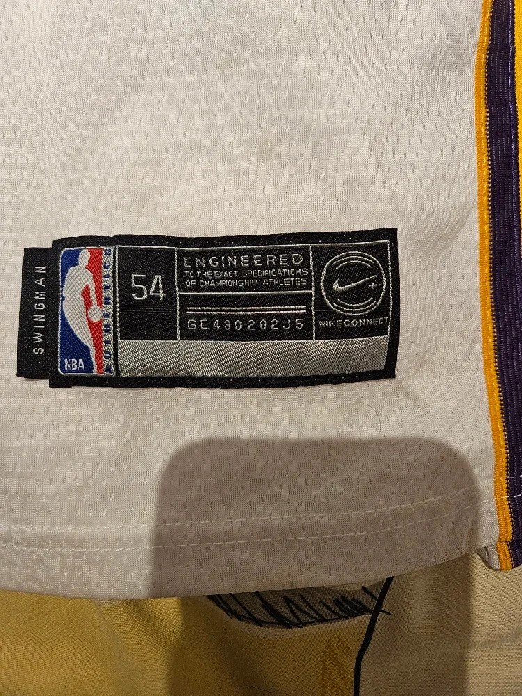 Nike LeBron James Lakers Jersey Size 54 image indicator(3)