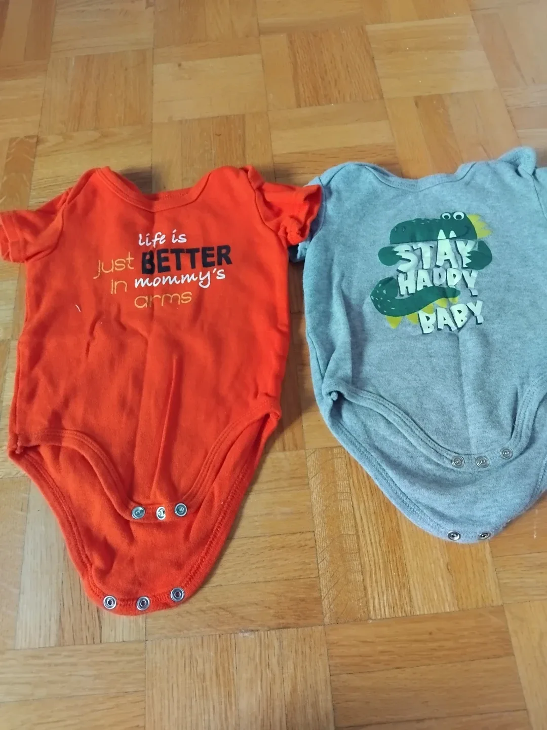 Baby Bodysuits Bundle - Assorted Designs image indicator(3)