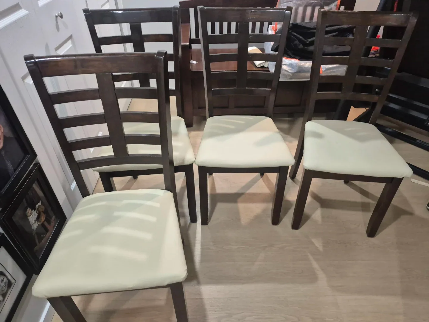 Set of 4 Wood Dining Chairs image indicator(3)