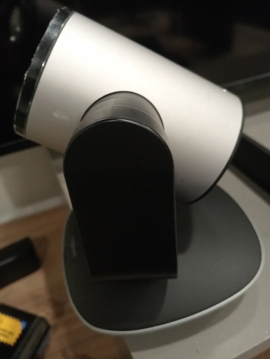 Logitech Conference Camera image indicator(3)