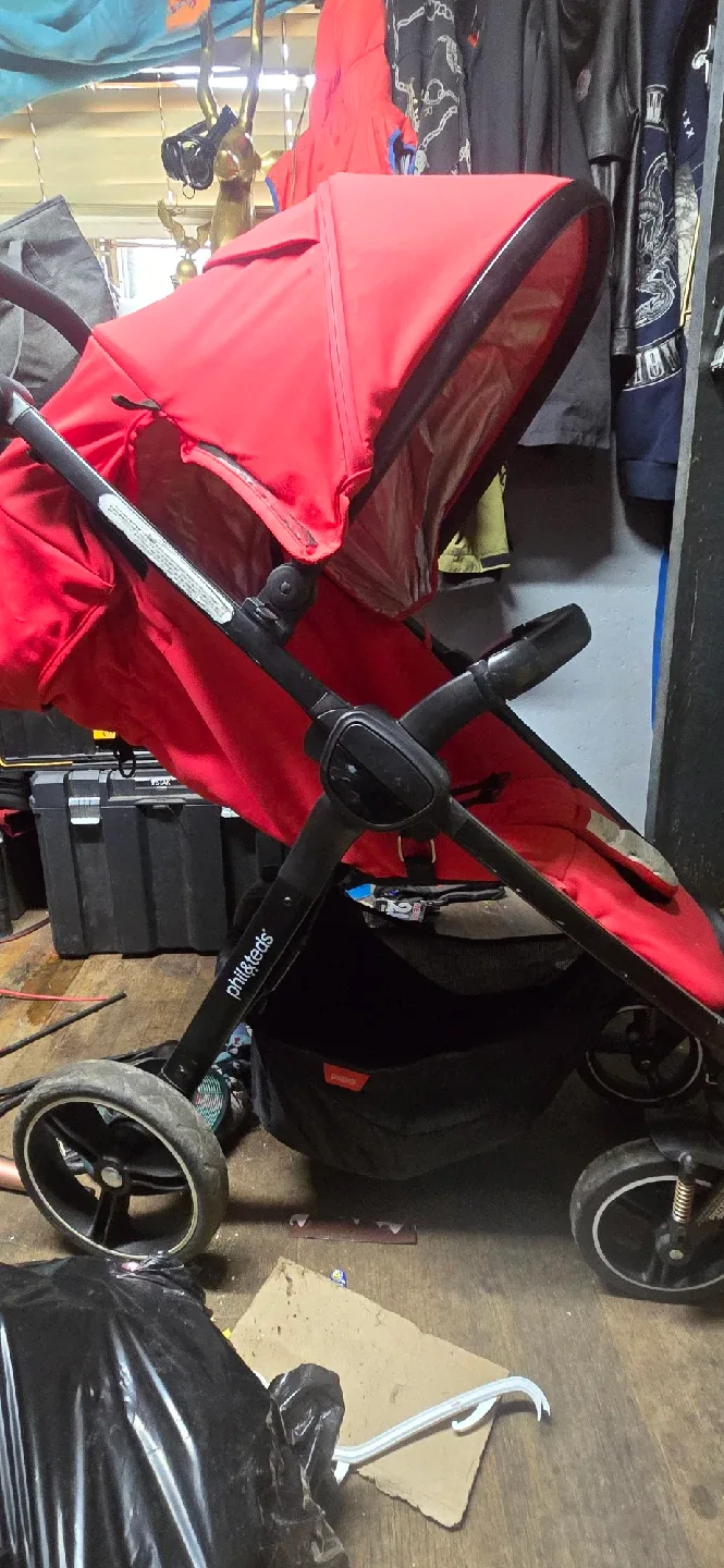 Gilt Kids Stroller - Red image indicator(3)