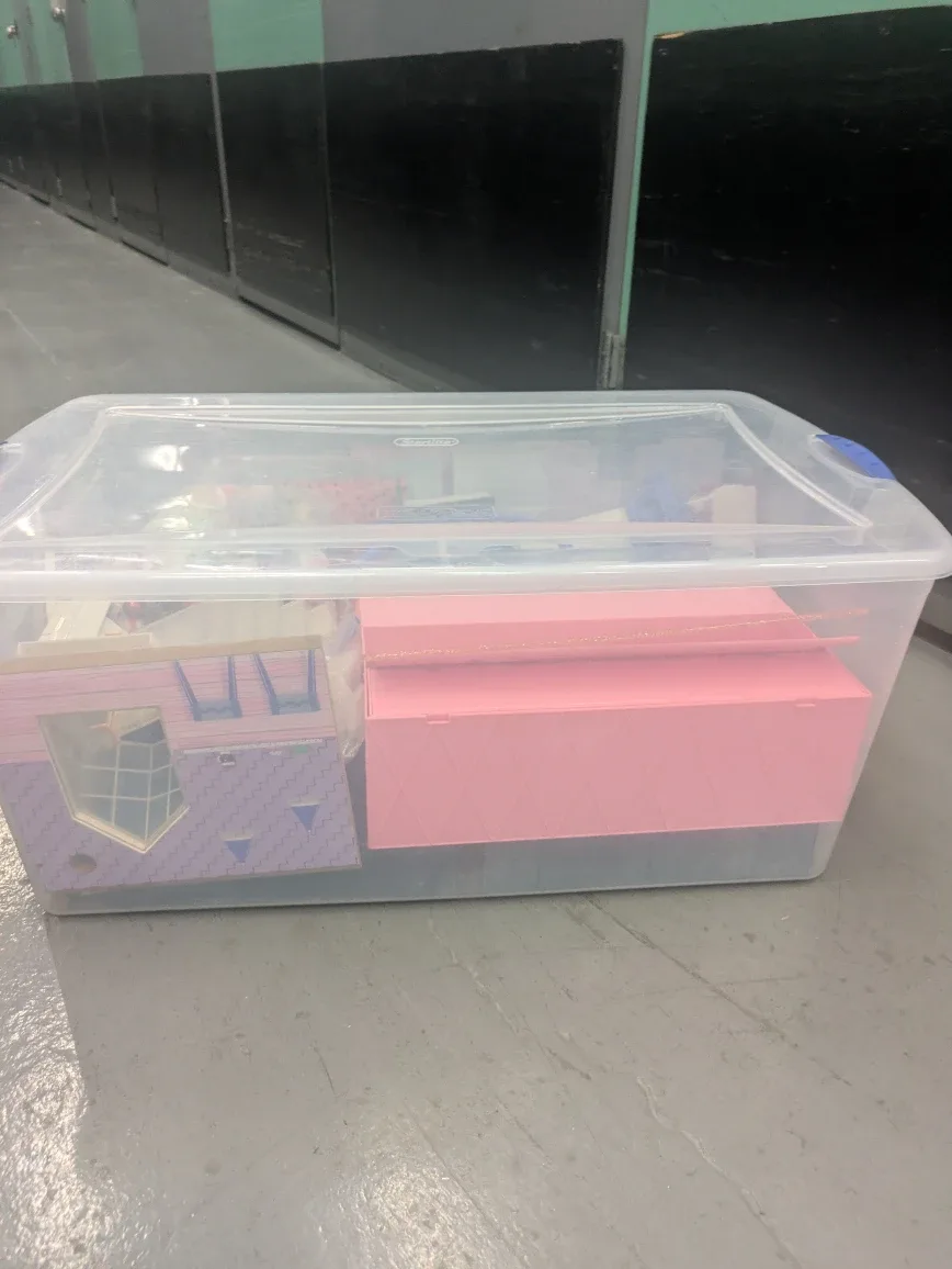 LOL Surprise Dollhouse & Winter Chalet Bundle image indicator(4)