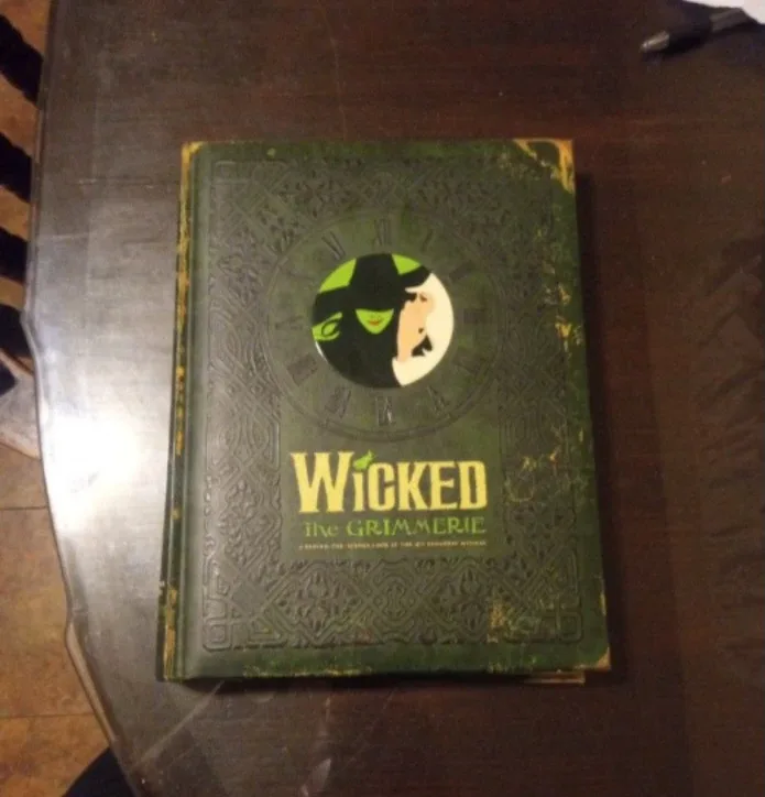 Wicked The Grimmerie Book