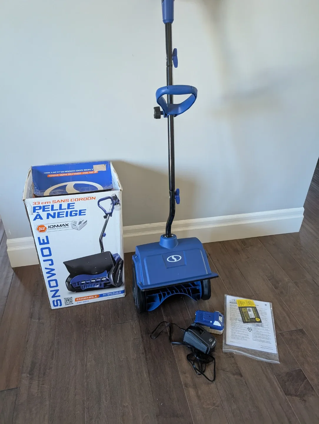 Snow Joe 24V Cordless Electric Snow Shovel For Sale 🥕 image indicator(6)