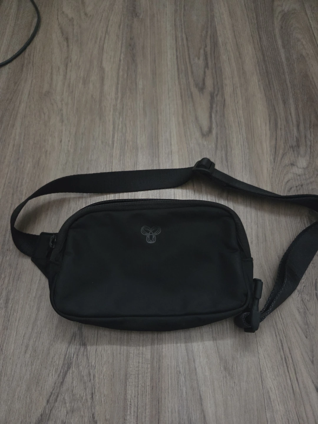 Tnaction Black Belt Bag