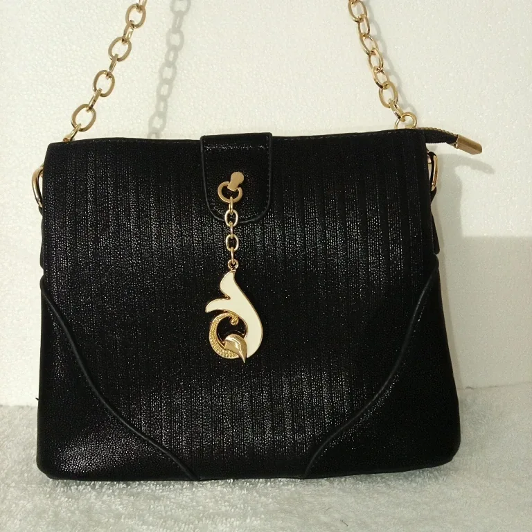 Black Shoulder Bag with Gold Chain