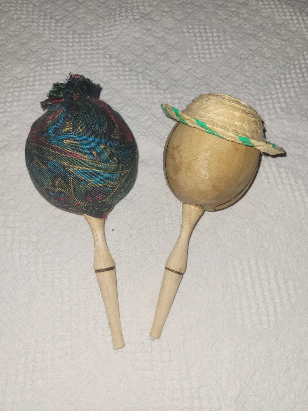 Vintage Maracas Pair image indicator(2)
