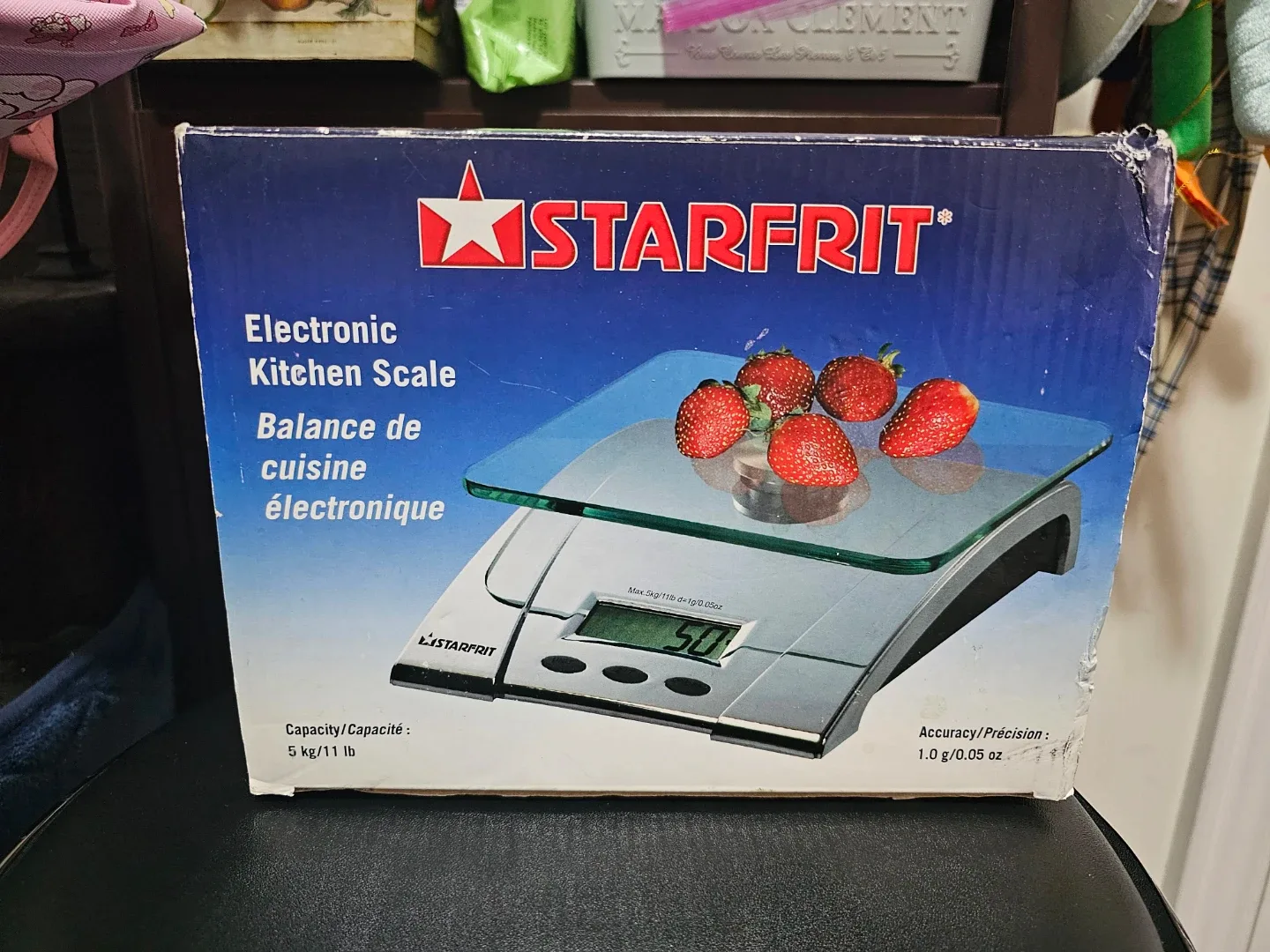 Starfrit Electronic Kitchen Scale - Like New!