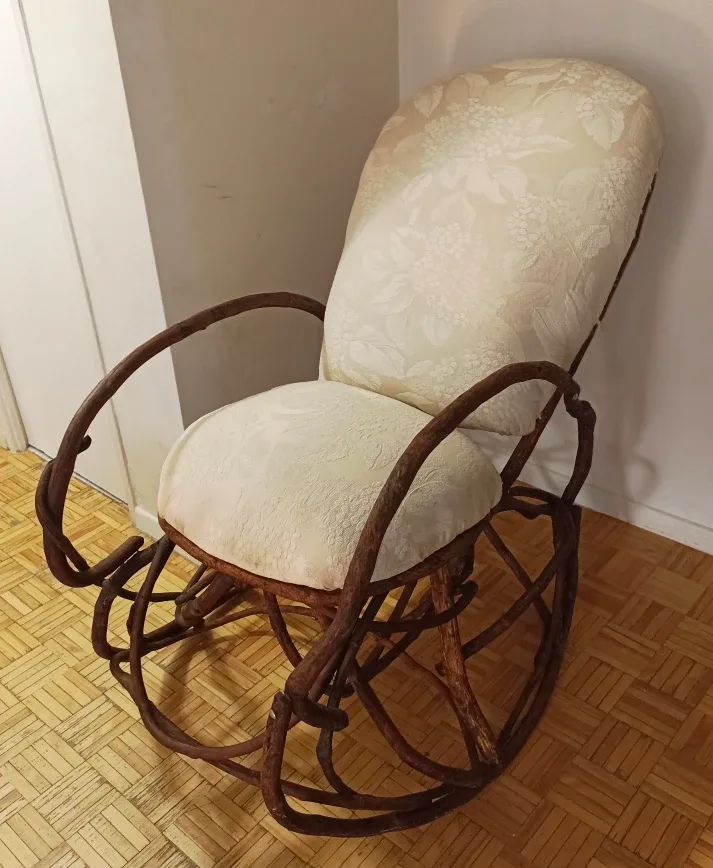 ❤‍🔥Moving Sale❤‍🔥Unique Handmade Rocking Chair image indicator(5)