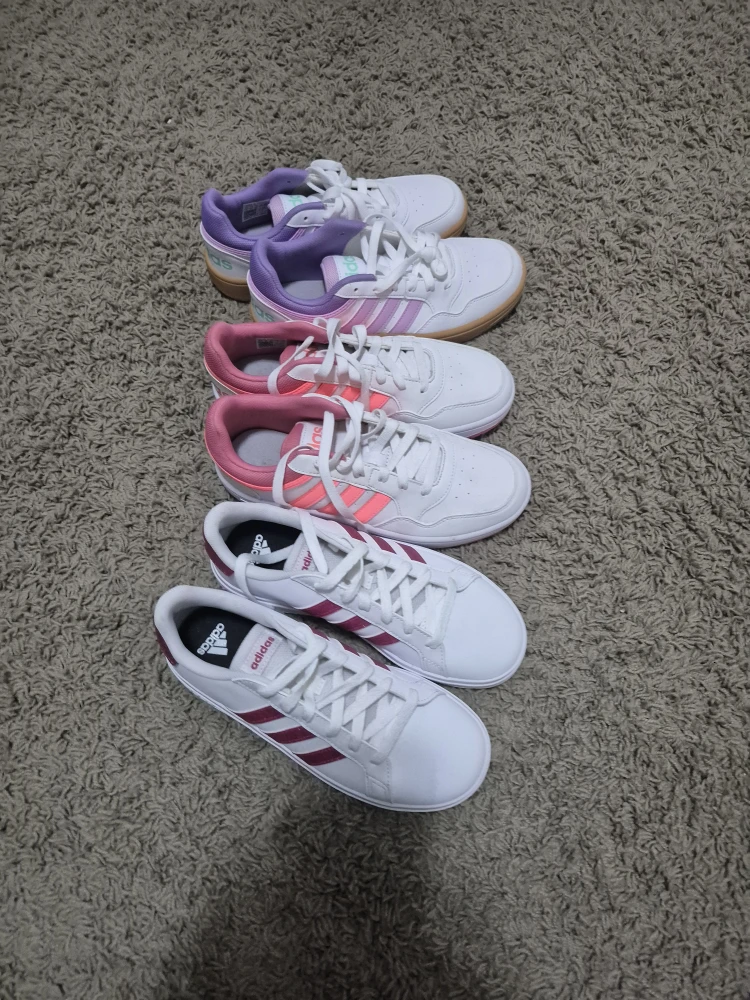 Adidas Hoops 3.0 Low Youth Sneakers - Size 4 and 4.5 - photo 4