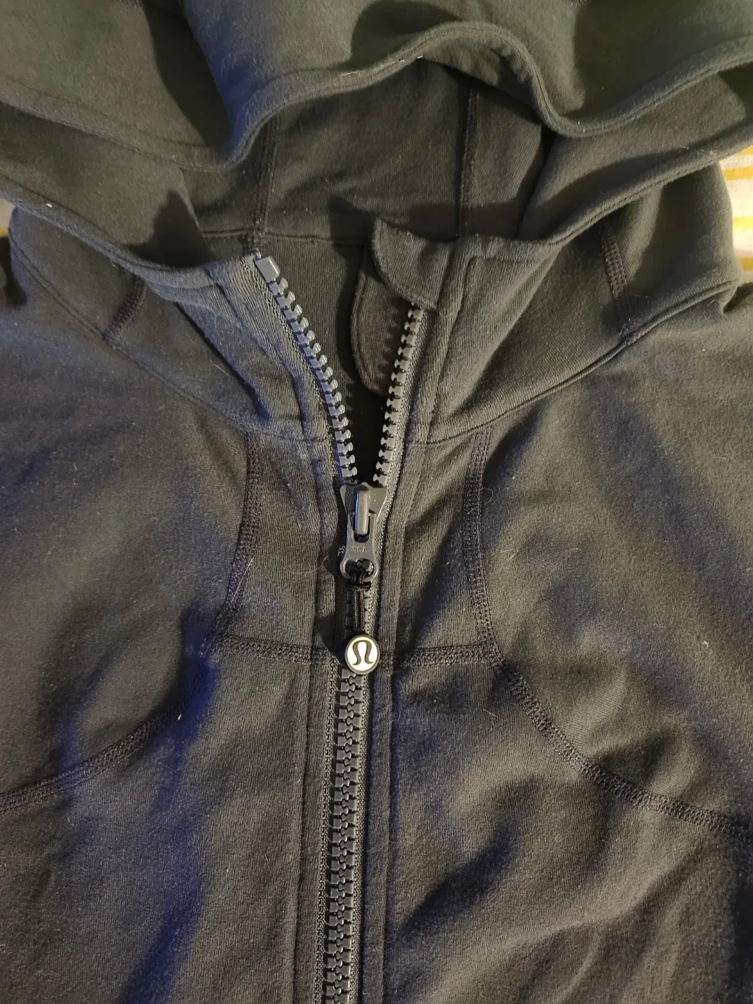 Lululemon Half Moon Hooded Jacket in Coal Gray and Angel Blue image indicator(4)